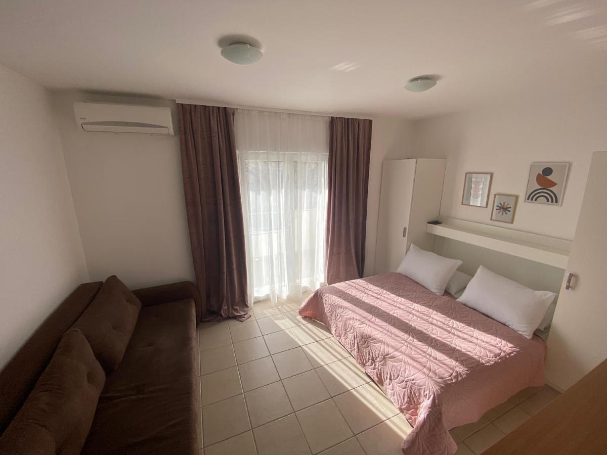Apartment Luna Drvenik  Bagian luar foto