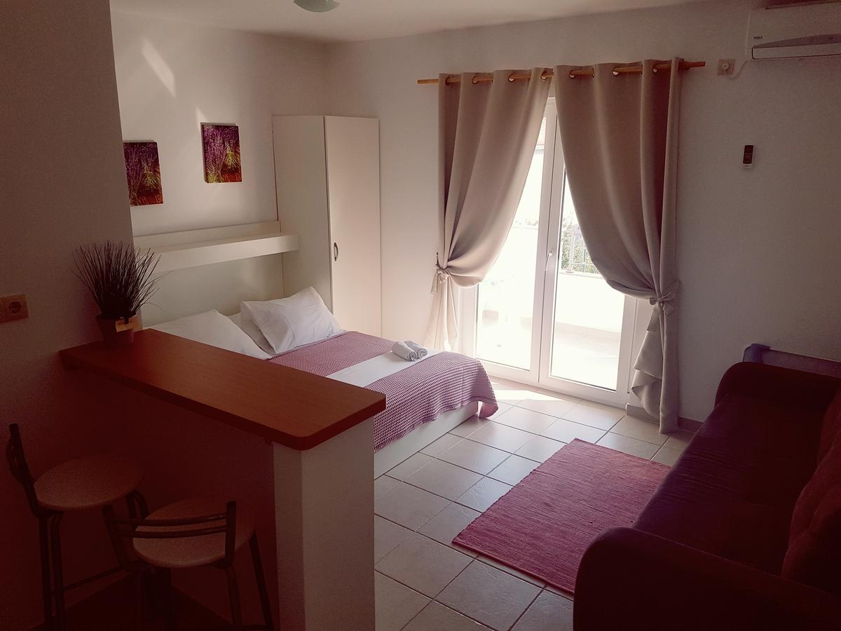 Apartment Luna Drvenik  Bagian luar foto