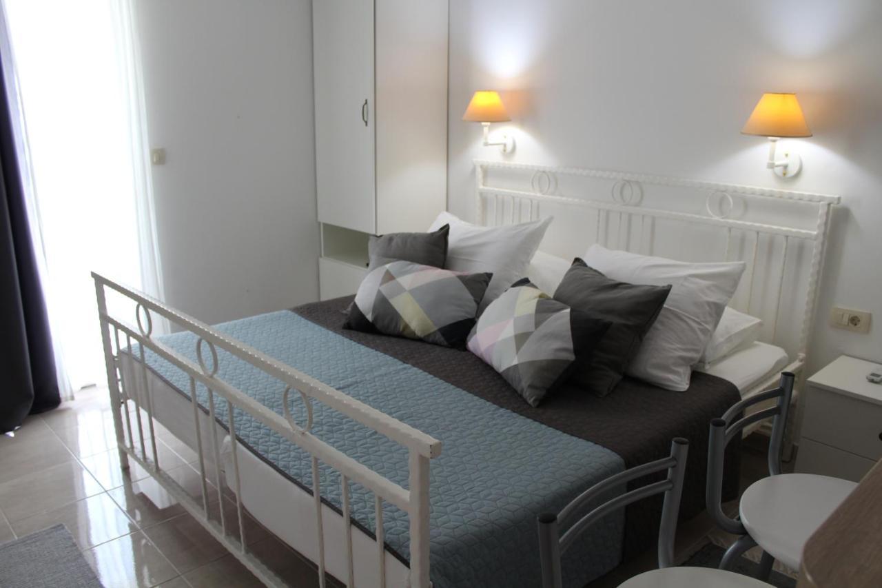 Apartment Luna Drvenik  Bagian luar foto